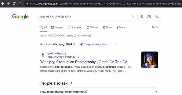 Google search results for "graduation photography" in Winnipeg, MB, showing Grads On The Go ranking first